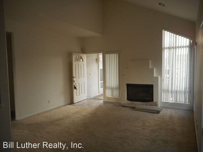 Building Photo - 3 br, 3 bath House - 2058 Reed Ave