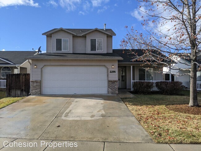 Building Photo - 3 br, 2.5 bath House - 2291 N Fayette