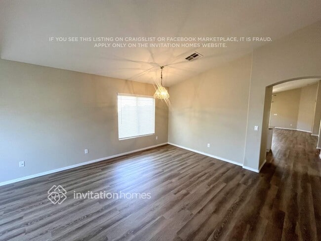 Building Photo - 18443 W Mission Ln