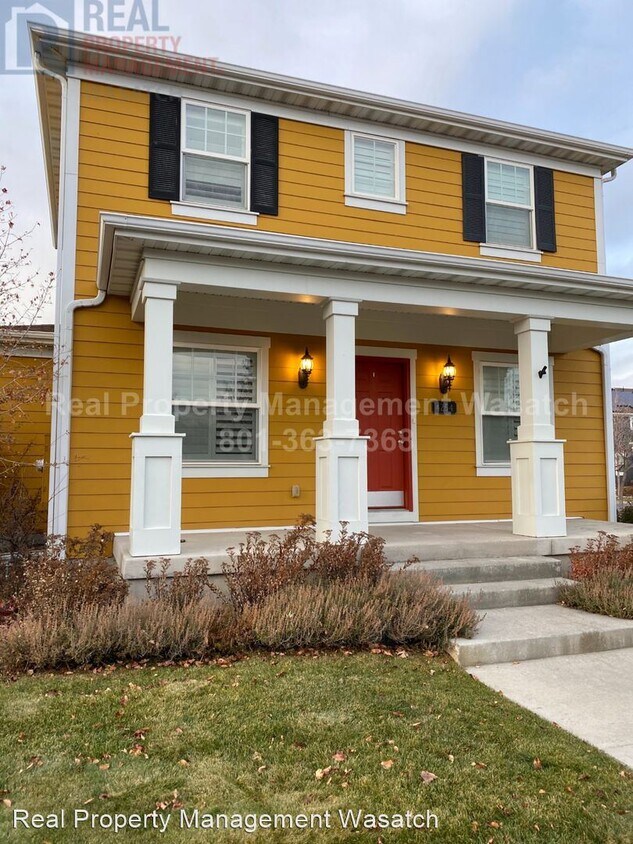 Primary Photo - 5 br, 3.5 bath House - 4254 W Degray Dr