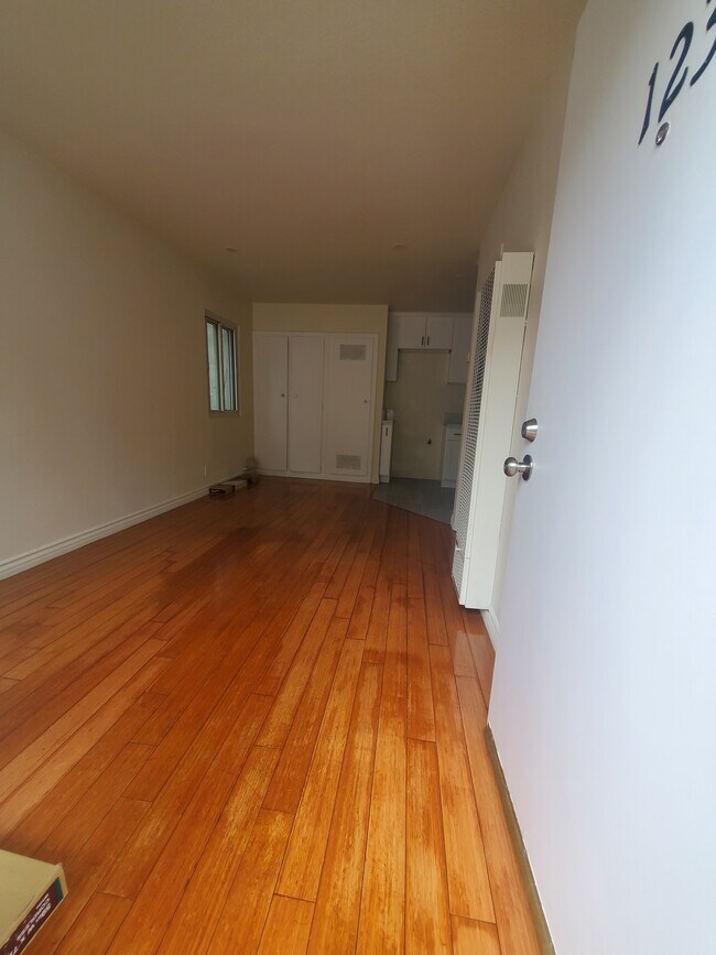 Living Room - 123 Montreal St