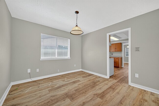 Foto del edificio - 10402 Gulfstream Ln