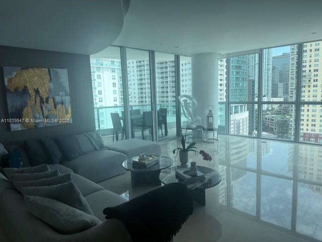 Building Photo - 1331 Brickell Bay Dr