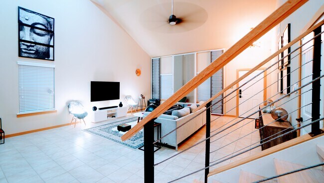 Área de sala de estar - 2203 Tombstone Dr