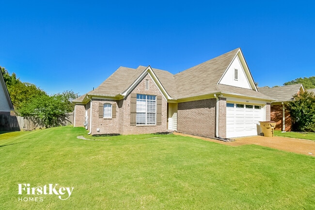 Building Photo - 10178 Rathmore Dr