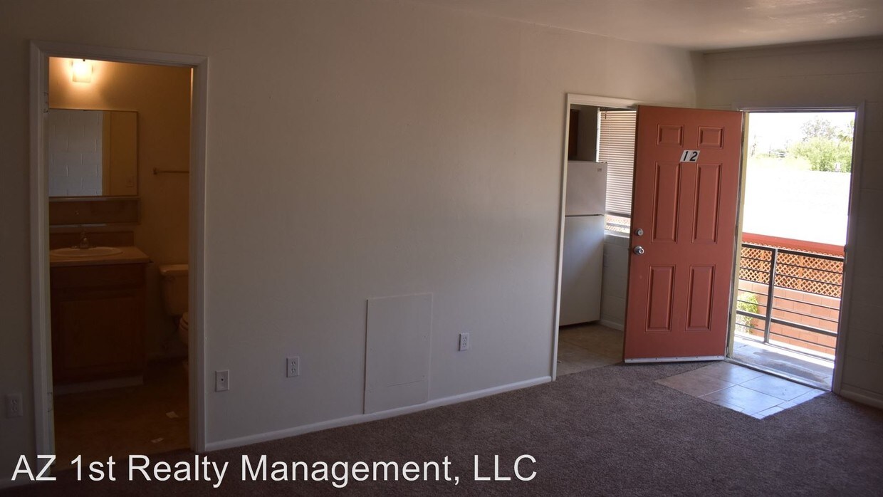 Foto principal - 2602 N Tucson Blvd