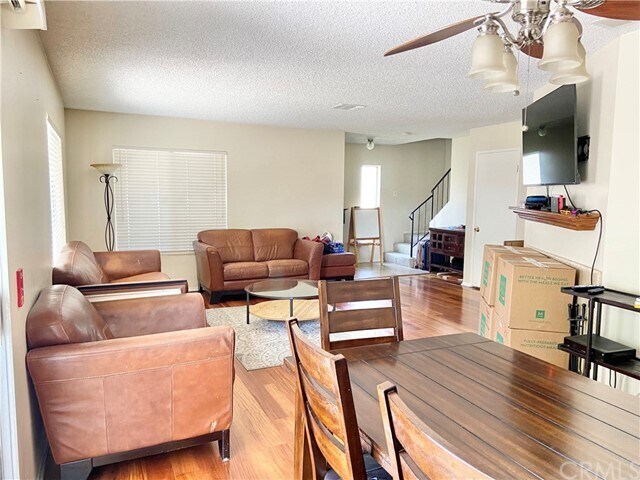 Building Photo - 900 Golden Springs Dr