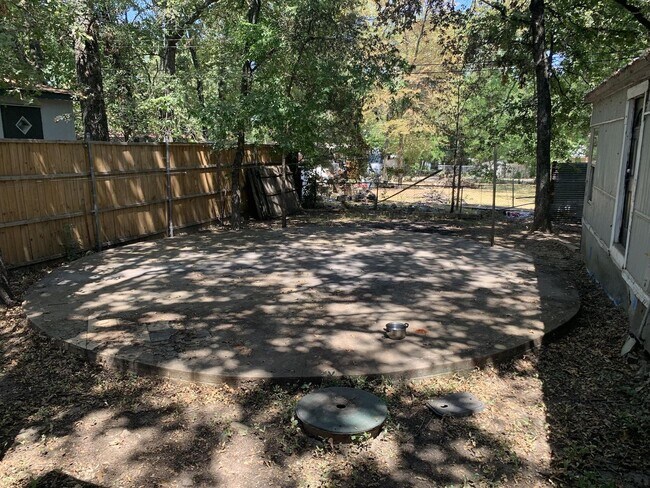 Building Photo - Owner Finance Opportunity Mabank, Texas!
