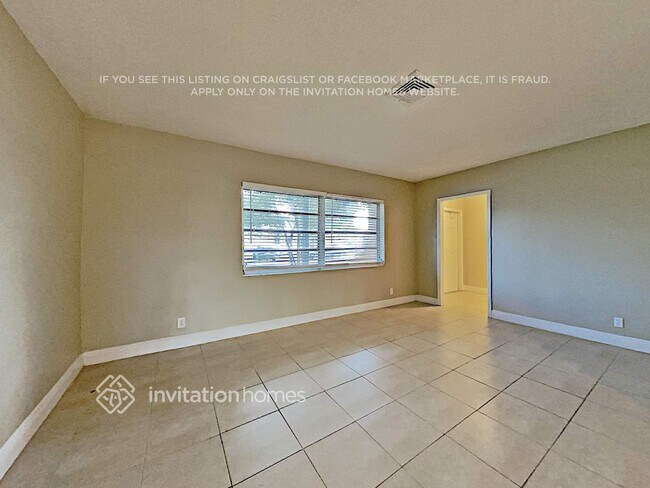 Building Photo - 5261 SW 8th Ct