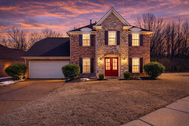 Building Photo - 7911 Pinefrost Ln