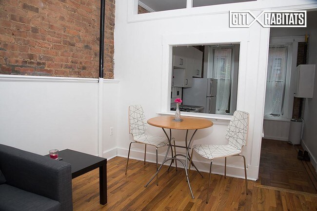 Foto del edificio - 159 E 107th St