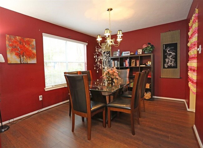 Building Photo - 5302 Palo Duro Dr