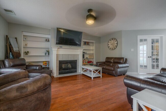 Foto del edificio - 5166 Summer Mist Cove