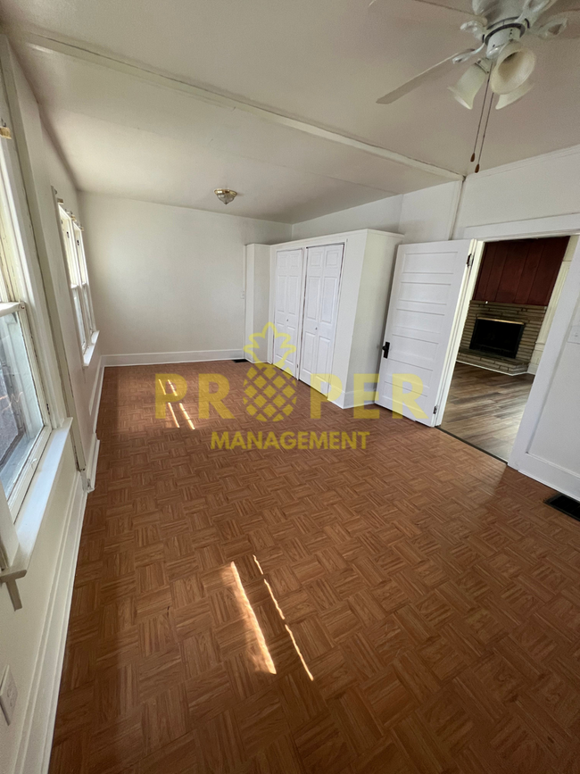 Foto del edificio - 3 bedrooms 1 bathroom house COMING SOON !