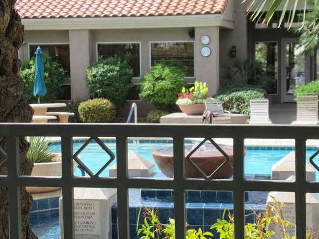 Condo with Mountain Views in Beautiful Portofino! - Condo with Mountain Views in Beautiful Portofino!