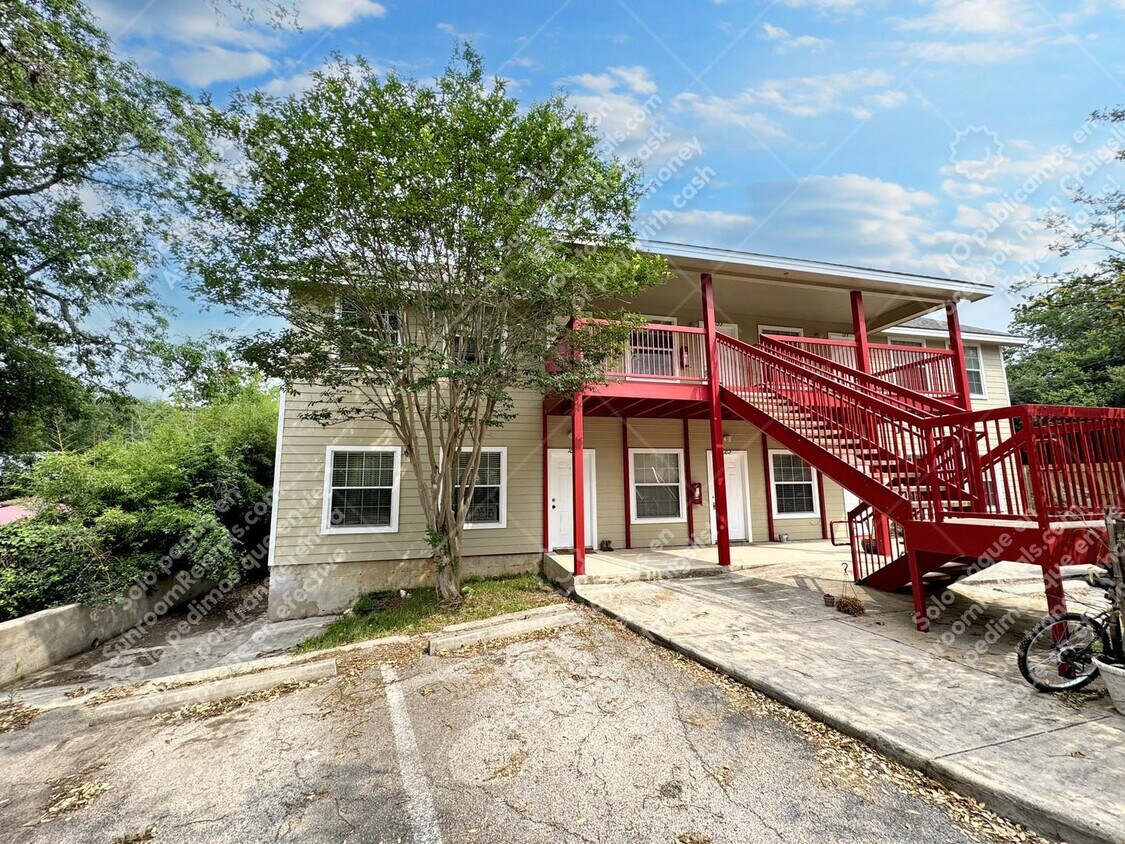 412 Burleson St 102 Condo for Rent in San Marcos, TX