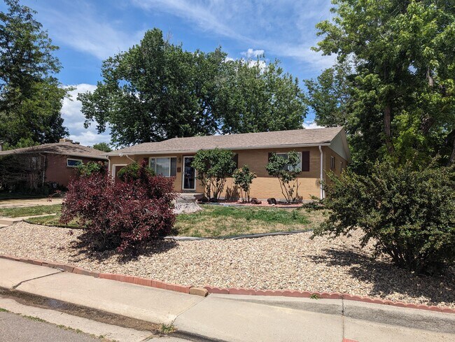 Building Photo - 5155 W Colgate Pl