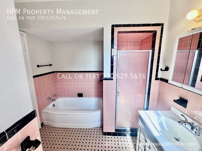 Building Photo - 3310 Warrensville Center Rd