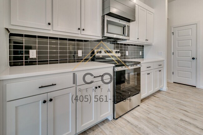 Foto del edificio - 8429 Stonewood Dr