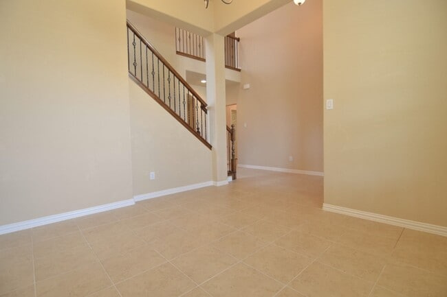 Foto del edificio - 4011 Gloucester Dr