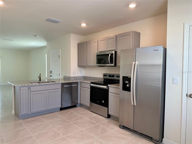 Building Photo - 3356 Private Oak Dr