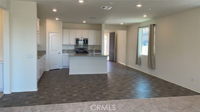 Building Photo - 2965 Flagstaff Dr