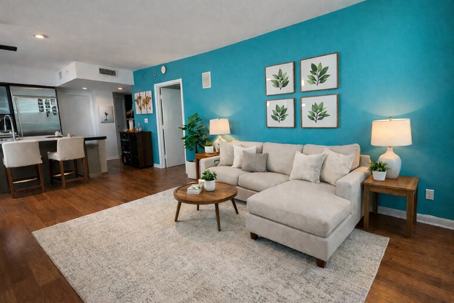 Virtually staged - 55 SE 6th St