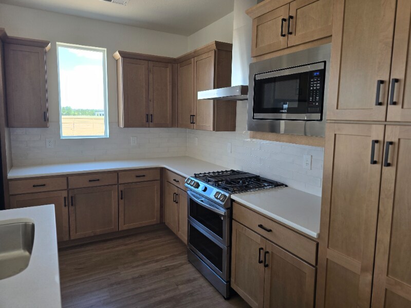 Building Photo - 5000 McKinnon Ct