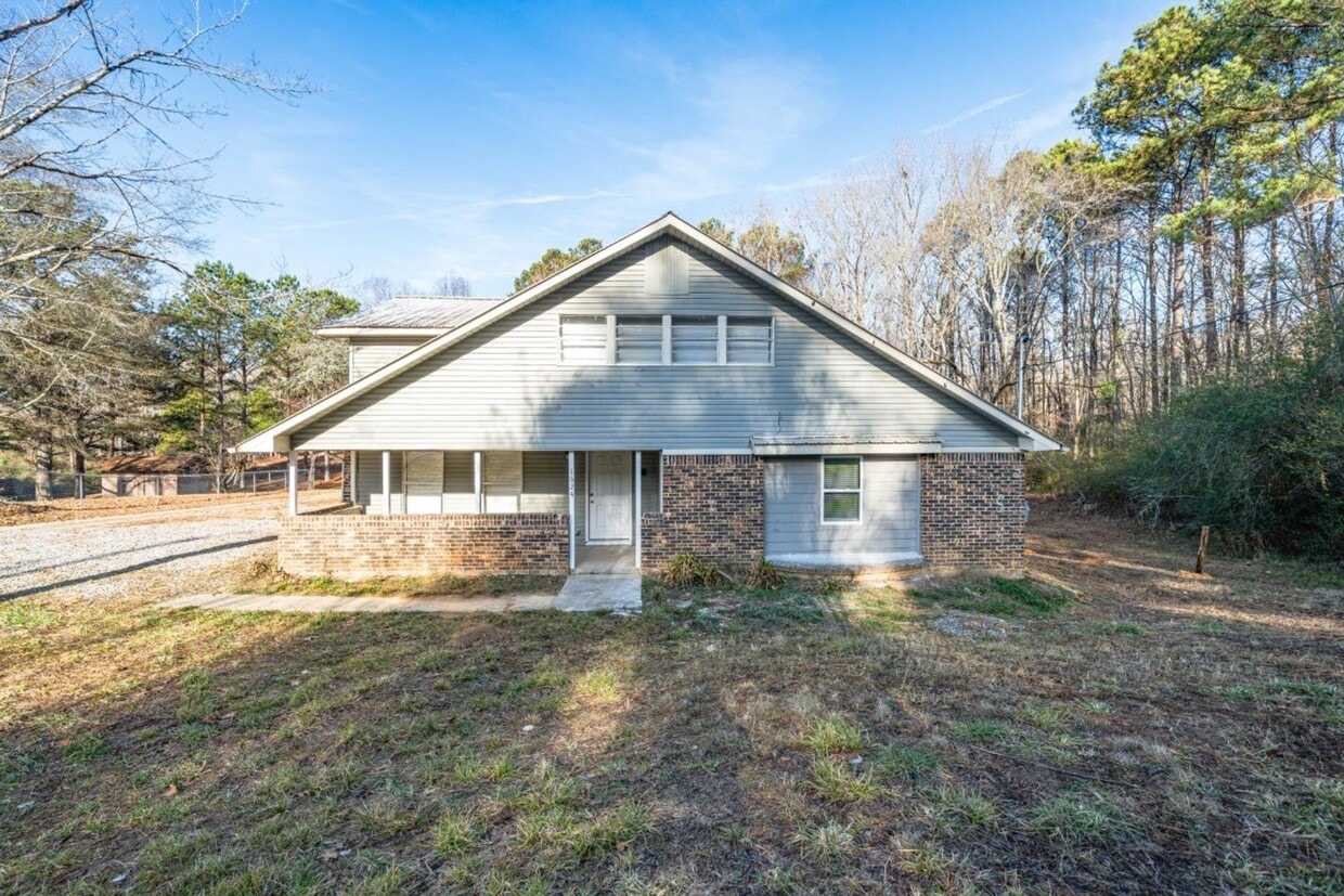 Primary Photo - 1624 Fairview Dr