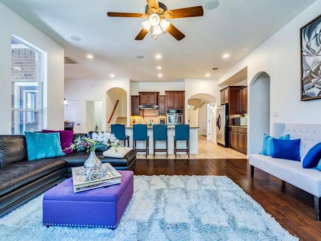 Foto del edificio - 12529 Enchanted Forest Dr