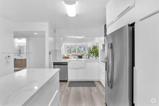 Building Photo - 9525 Weldon Cir