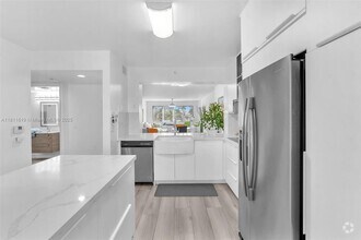 Building Photo - 9525 Weldon Cir