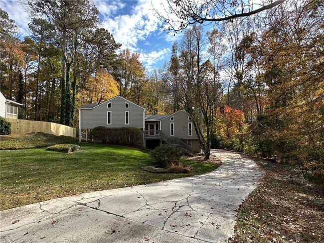 Building Photo - 2018 Cain Ct