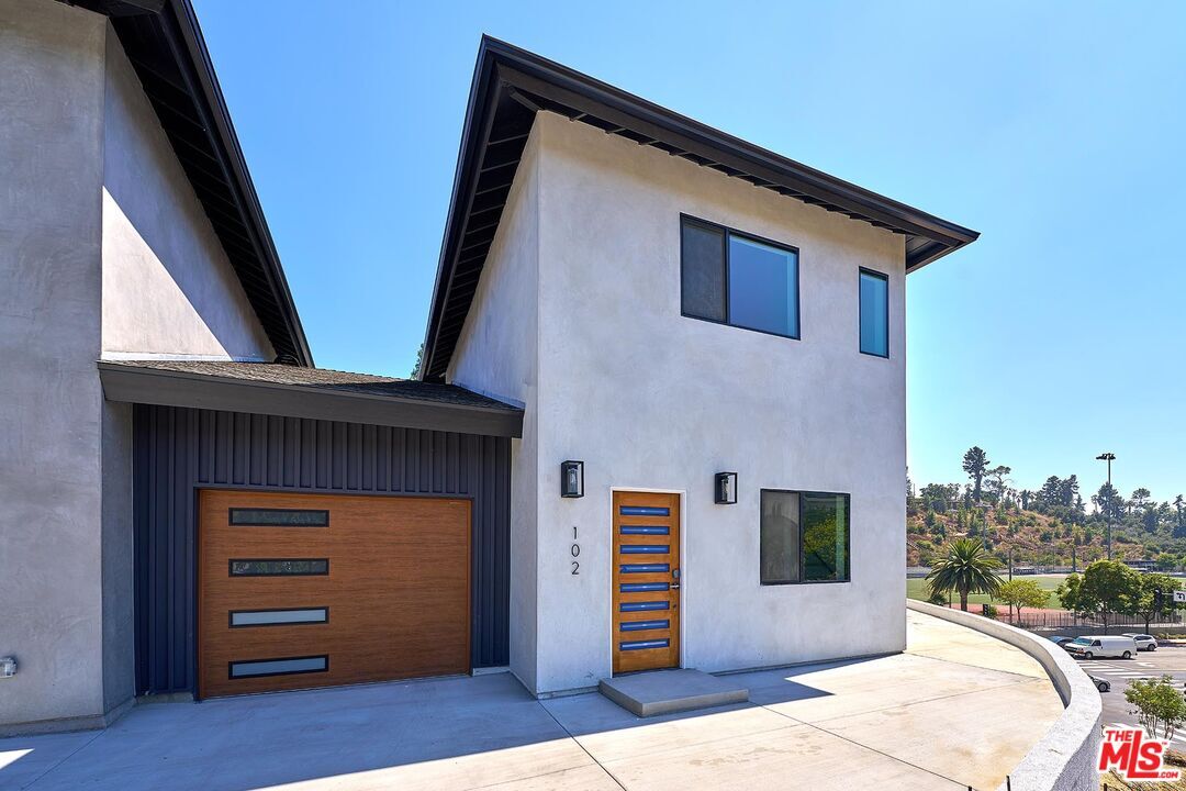 102 Marion Blvd Unit A  
