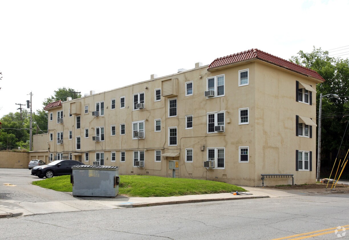 Foto del edificio - 101 E 21st St