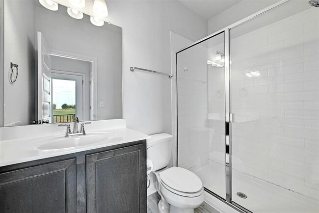Building Photo - 8004 Lennon Dr