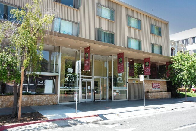 Edificio Park Place - Park Place Apartments for those 62 yrs +