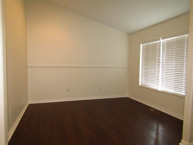 Building Photo - 894 E 780 S