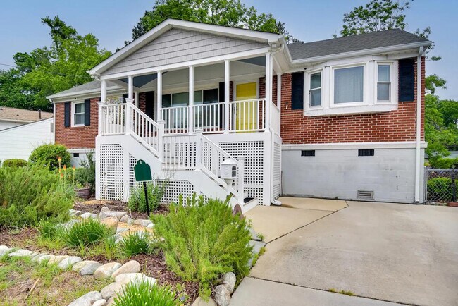 Building Photo - 112 Ethel Dr