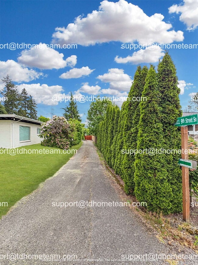 Building Photo - "Charming 2-Bed Gem in Renton with Granite Elegance – 620 sqft of Cozy Living!"