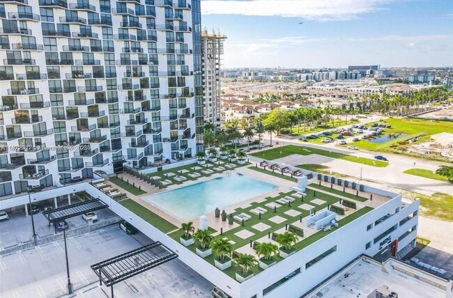 Foto del edificio - 5252 NW 85th Ave