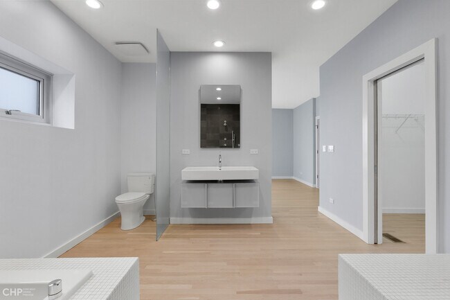 Foto del edificio - 1721 N. Sheffield Ave #301