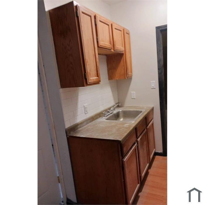 3675 Independence Rd Cleveland, OH 44105 – photo 3