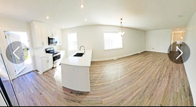 Building Photo - 8617-A-8685 85 St