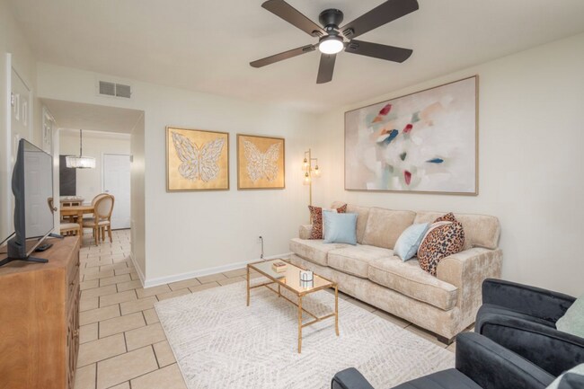 Foto del edificio - 316 Critz St