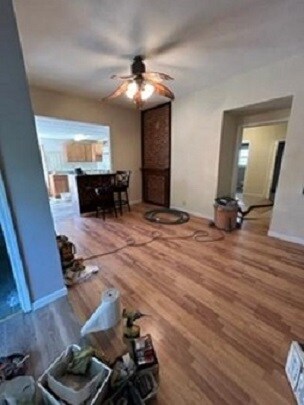living rm. - 2110A Adams St
