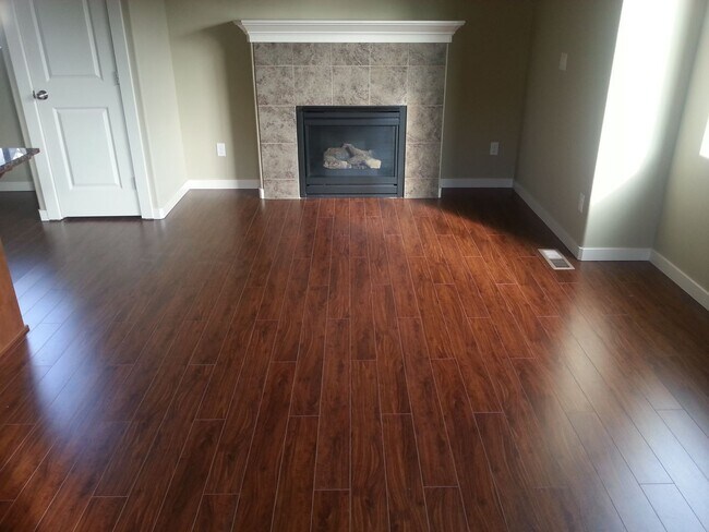 Foto del edificio - 3 br, 2.5 bath House - 4779 SE Dylan Way