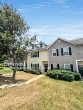Building Photo - 8614 Thomas Ln