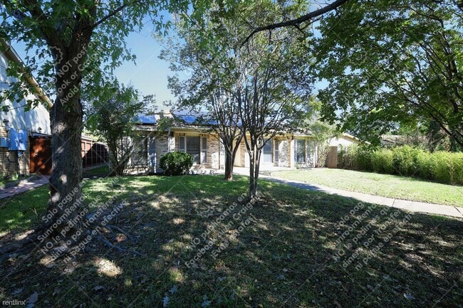 Foto del edificio - 3 br, 2 bath House - 409 Hardwood Trl