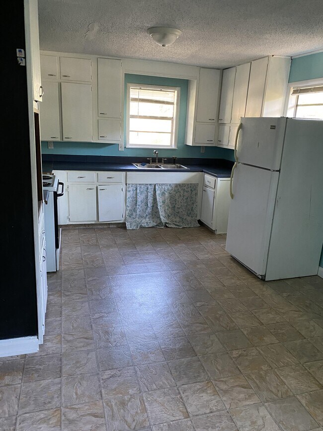 512 9th Ave SW, Attalla, AL 35954 House Rental in Attalla, AL